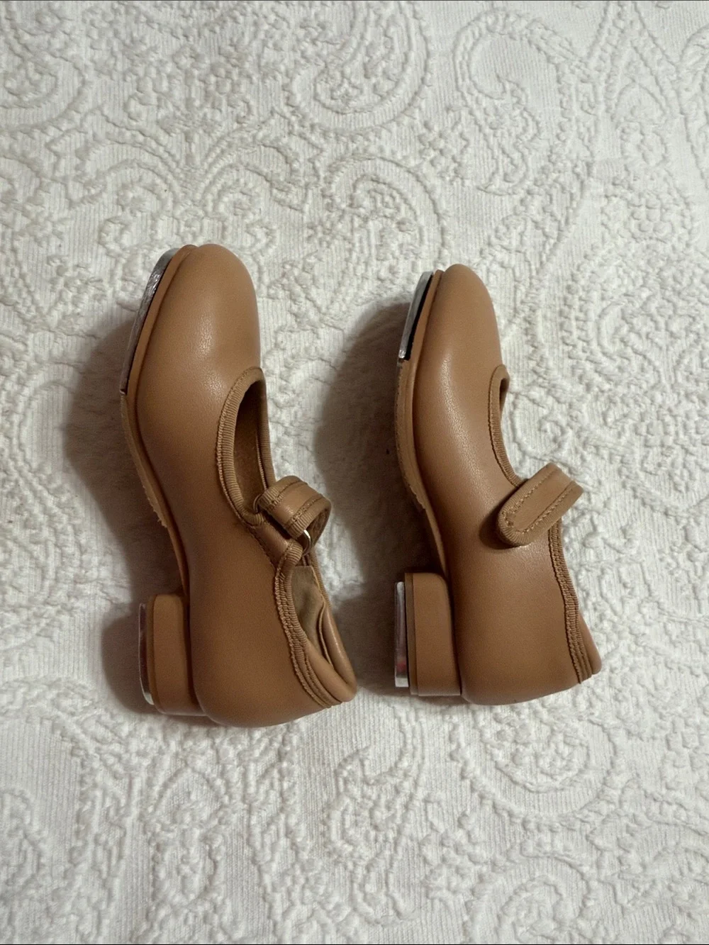 Girls Size 9.5C Tan Mary Jane Tap Shoes